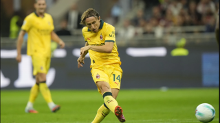 Luka Modrić strzela