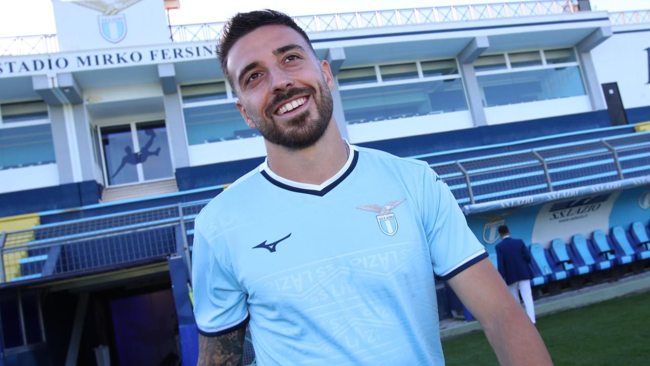 Mario Gila piłkarz Lazio